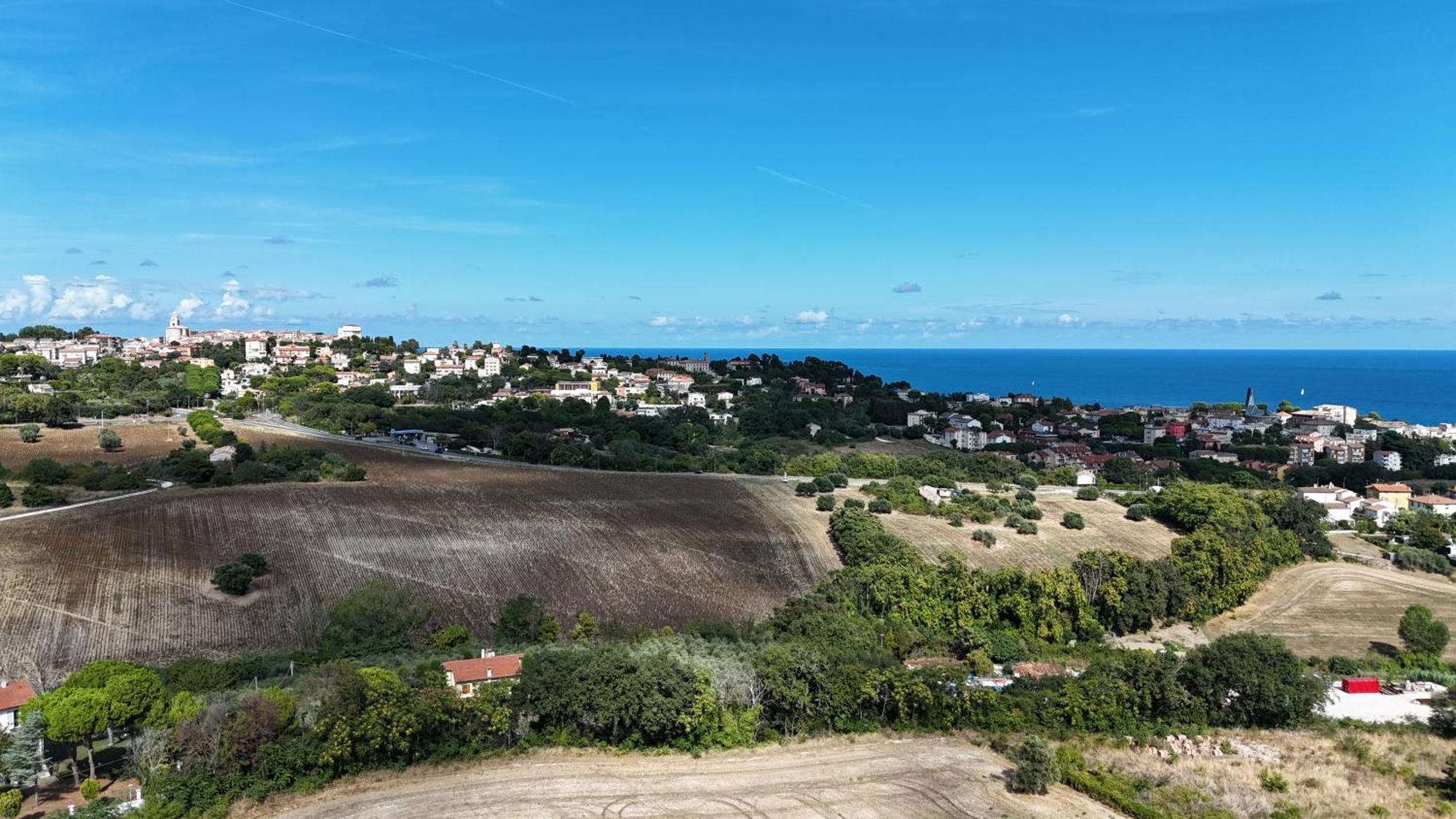 S214 - Sirolo, Trilocale Con Giardino In Zona Tranquilla Lejlighed Eksteriør billede