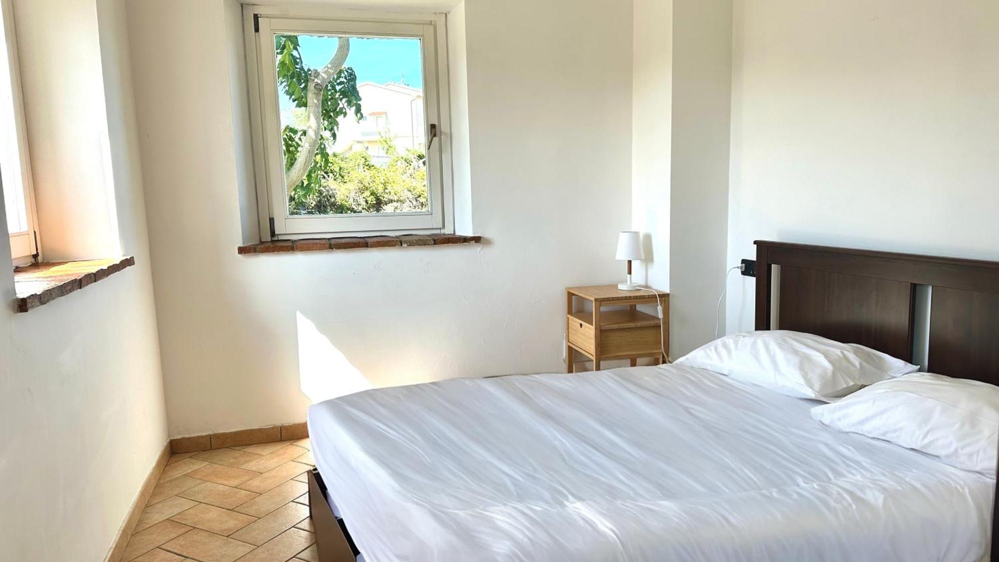 S214 - Sirolo, Trilocale Con Giardino In Zona Tranquilla Lejlighed Eksteriør billede